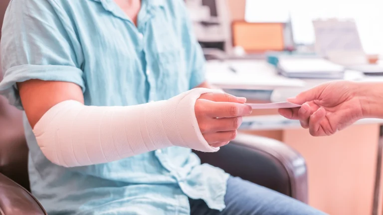 Qué hacer si te despiden estando de baja médica